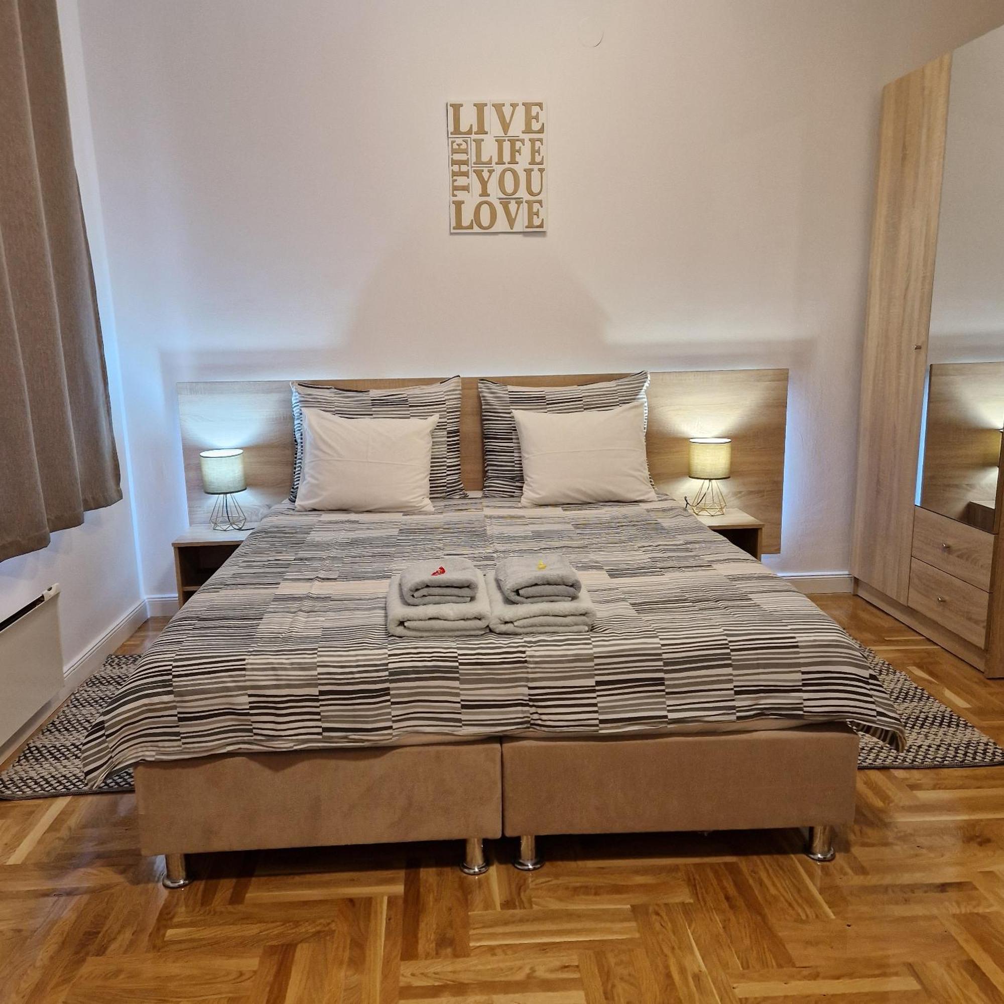 Apartment Mavero-Free Private Parking ザグレブ エクステリア 写真